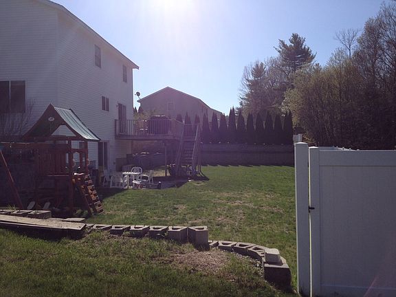 Very Private Back Yard