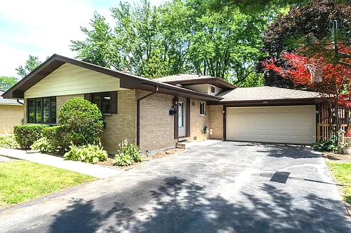 209 N Stevenson Ln Photo 1