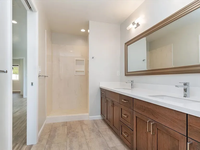 5124 Kalanianaole Hwy #A — Photo 16