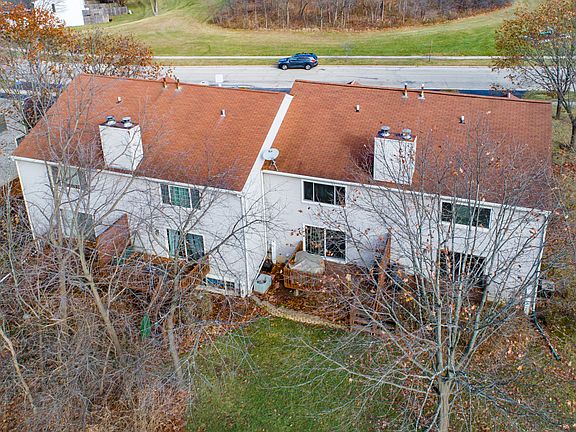 2nd image of 221 Pamela Dr