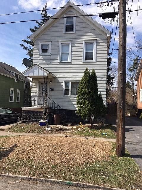1st image of 1015 Highland St