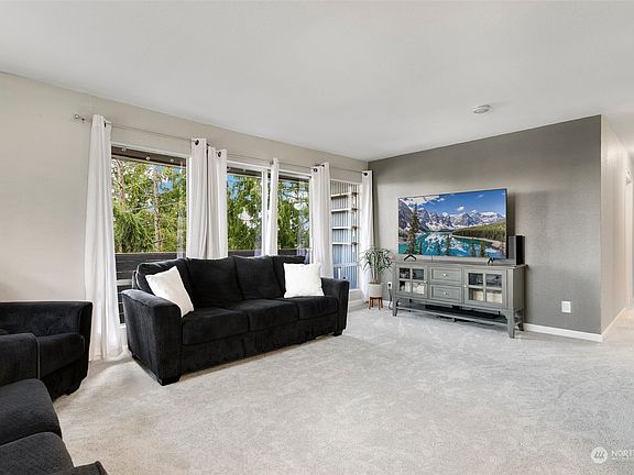 2nd image of 10457 Des Moines Memorial Drive S #402-W