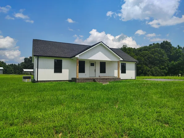 1164 Shiloh Rd, Lafayette, TN 37083