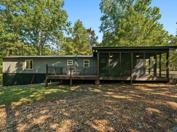 285 County Road 905, Cedar Bluff, AL 35959