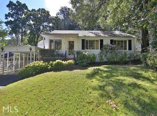 698 Forrest Trl NW, Atlanta, GA 30318
