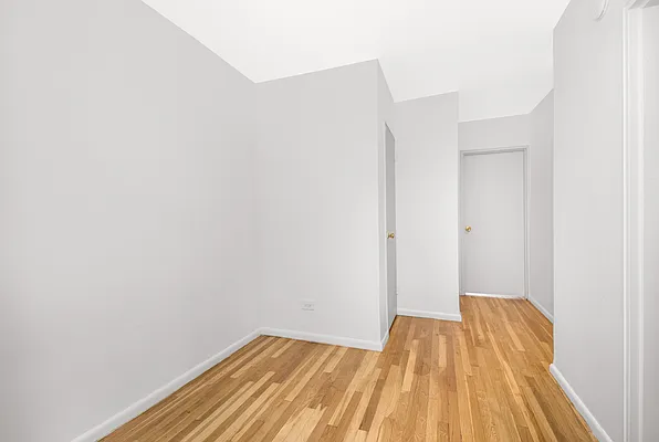 Rented by Brown Harris Stevens | media 8