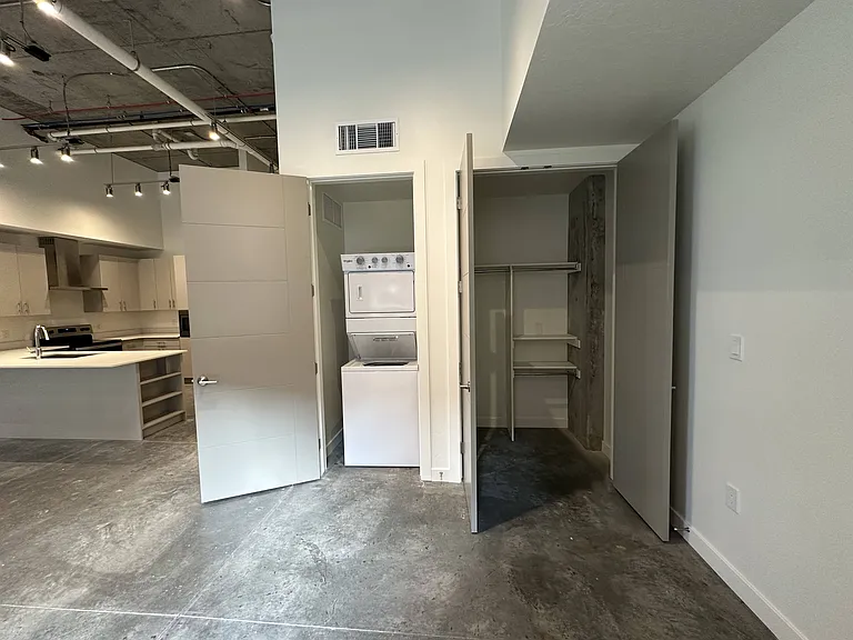 Paperbox Lofts — Photo 130