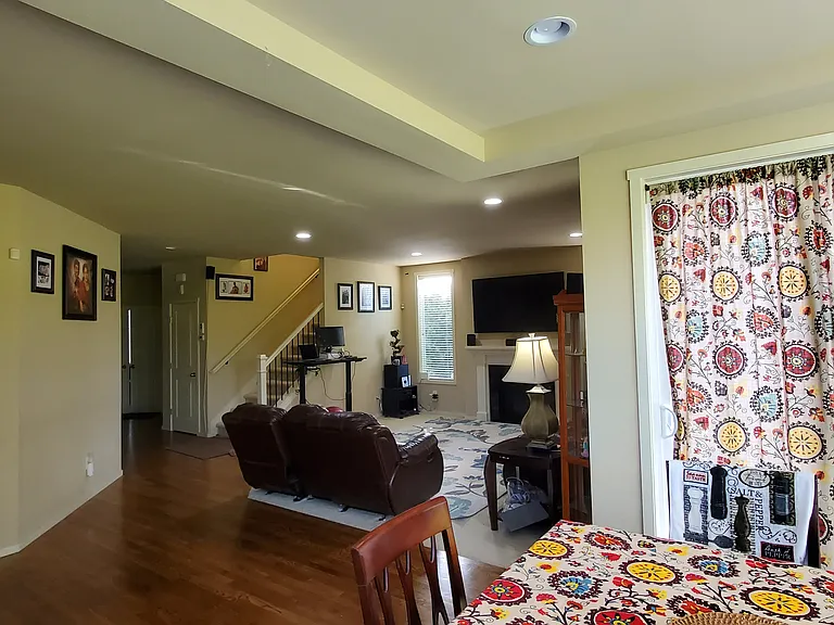 21712 39th Dr SE — Photo 5
