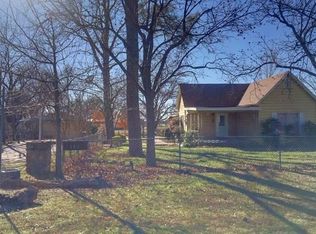 303 W Roberts St, Bryson, TX 76427