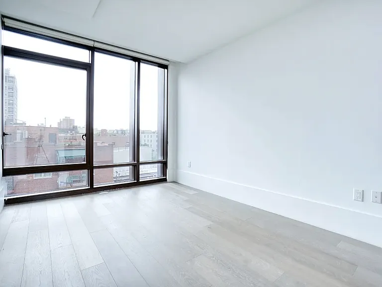 429 Kent Ave #807 — Photo 4
