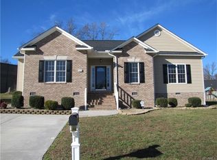 3902 Shenandoah Cir, Hopewell, VA 23860