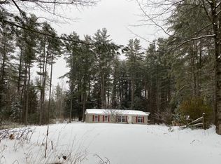 182 Lathrop Rd, Gloversville, NY 12078
