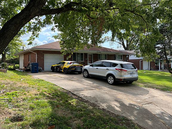 3rd image of 1932 Mashie Dr