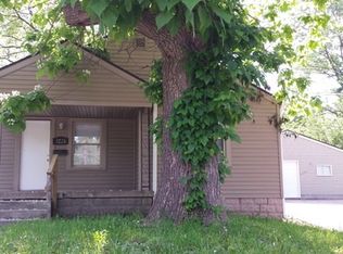 3228 N Sherman Dr, Indianapolis, IN 46218