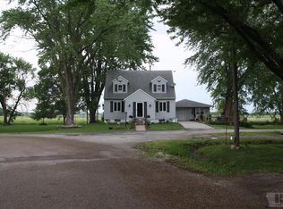 611 Main St, Elliott, IA 51532