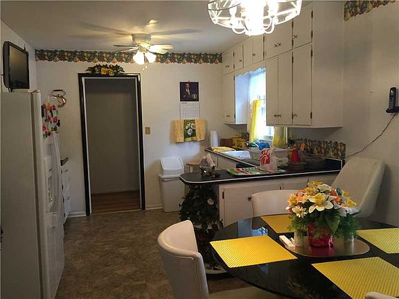 5th image of 3305 Stamm Ave