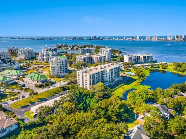 220 Belleview Blvd APT 102, Belleair, FL 33756