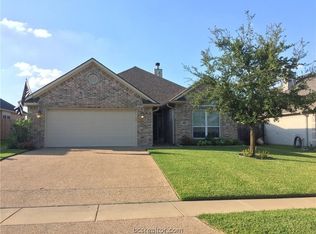 145 Walcourt Loop, College Station, TX 77845