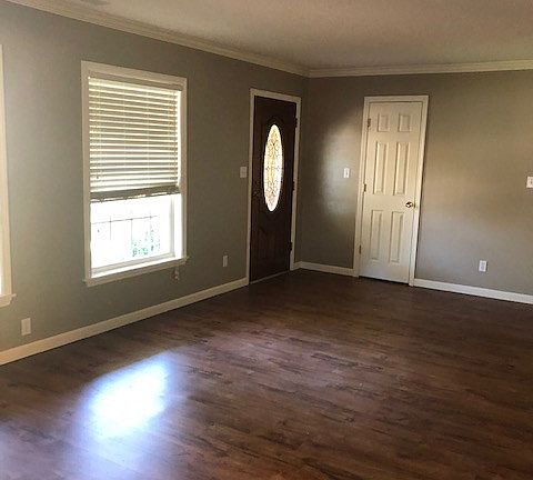 3rd image of 147 Leland Dr
