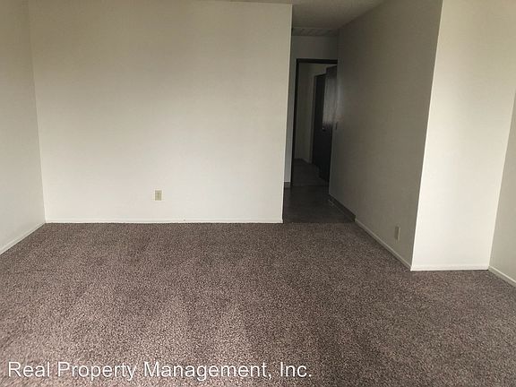 2nd image of 951 Jamieson Ct APT 3