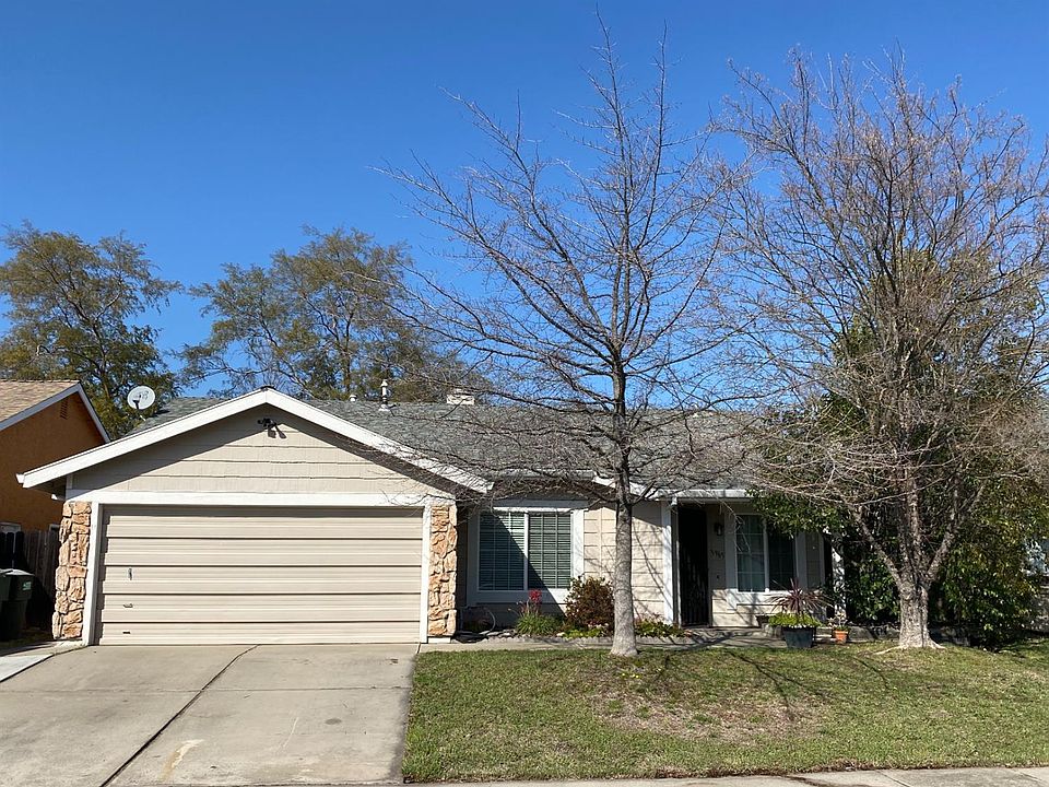 1st image of 3965 N Country Dr