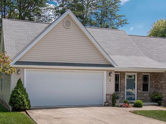 2nd image of 527 Redstone Dr