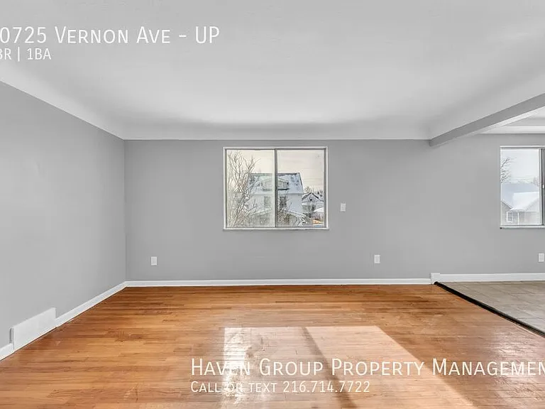 10725 Vernon Ave #UP — Photo 3