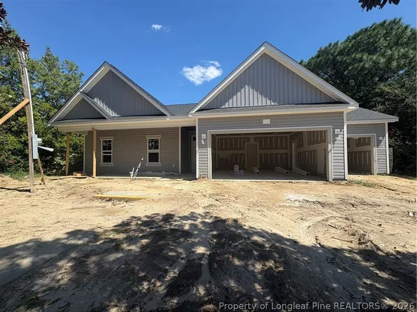 1207 Wentworth Pl, Fayetteville, NC 28304
