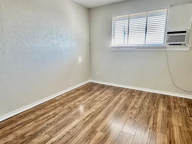 226 S Lancaster Ave #226 — Photo 6