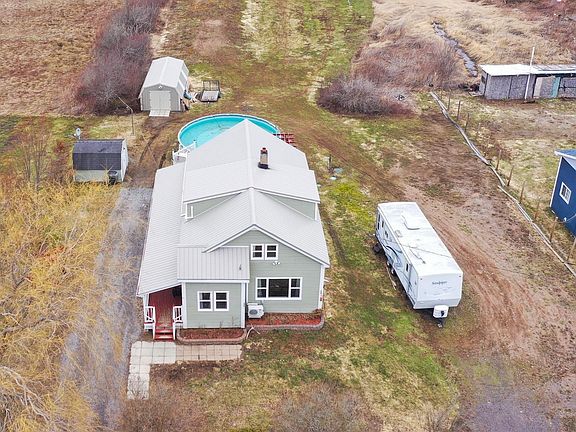 3rd image of 953 Middle Rd