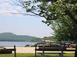 162 Ski Trl, Pocono Lake, PA 18347