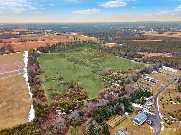 4th image of 583 S Middlebush Rd