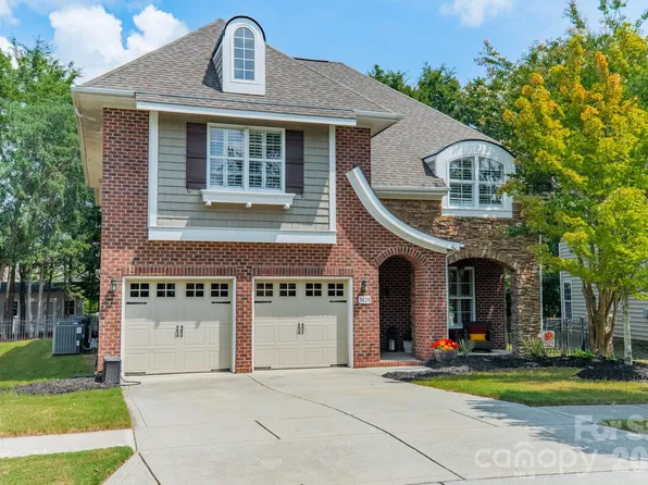 9428 Ardrey Woods Dr, Charlotte, NC 28277