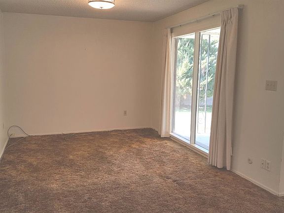 4th image of 805 Samoan Dr