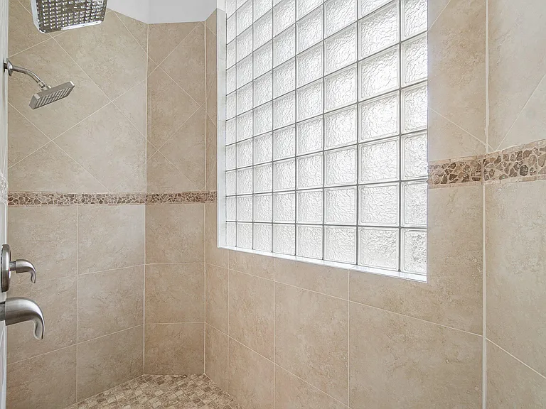 6641 Conch Ct — Photo 27