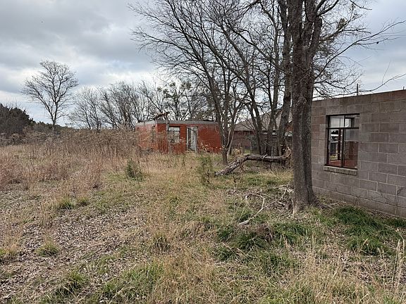 3rd image of 107 County Road 1608