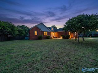100 Bridle Bend Ct, Huntsville, AL 35811