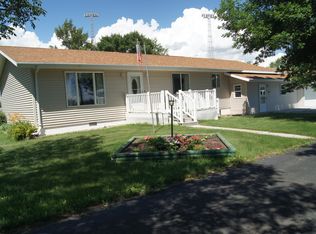 114 4th Ave SE, Kulm, ND 58456