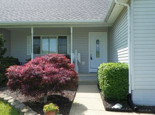 2085 Stonewall Cemetery Rd SW, Lancaster, OH 43130