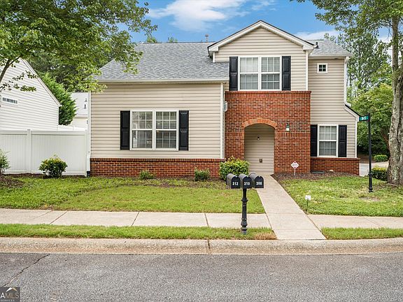 2nd image of 308 W Oaks Trl