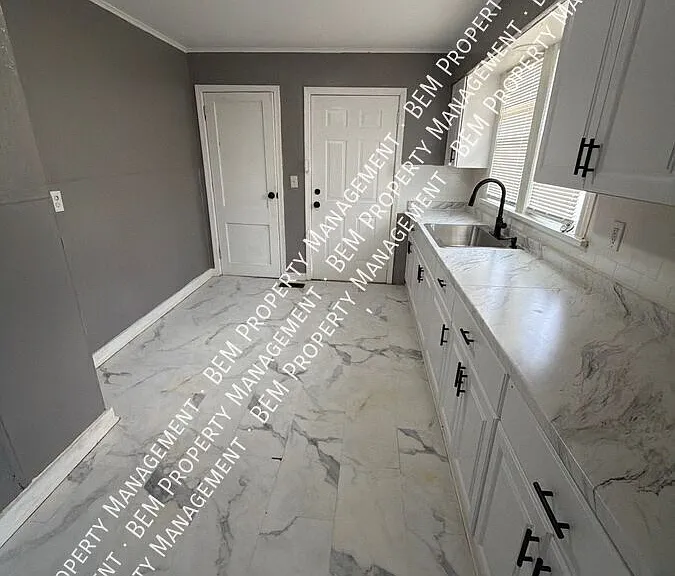 3447 Montgall Ave — Photo 2