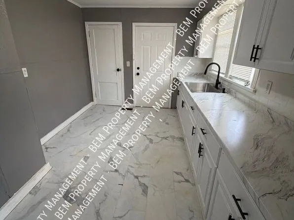 3447 Montgall Ave, Kansas City, MO 64128