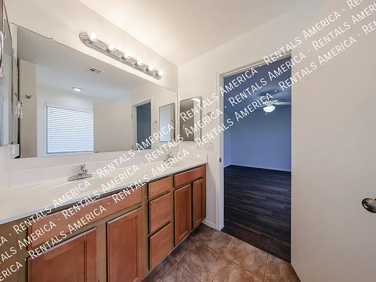 29120 N Yellow Bee Dr — Photo 33