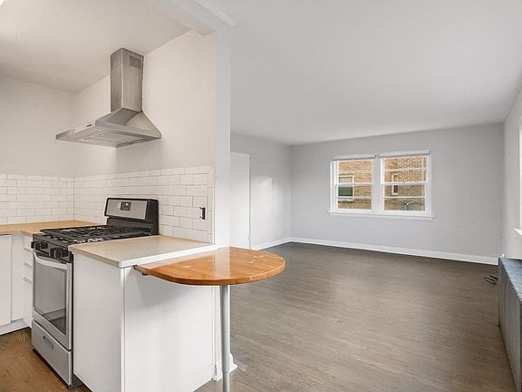 2nd image of 1055 N Sherman St APT 103