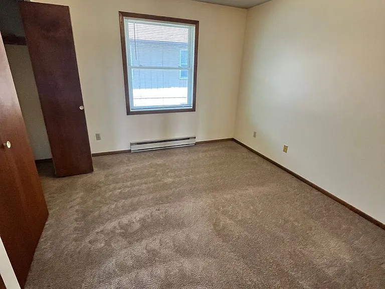 970 W Hamilton Ave — Photo 11