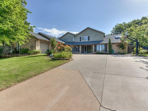2nd image of 3208 Broken Bow Ct