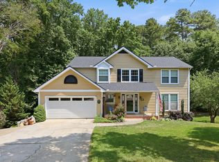 106 Dilworth Ct, Cary, NC 27513