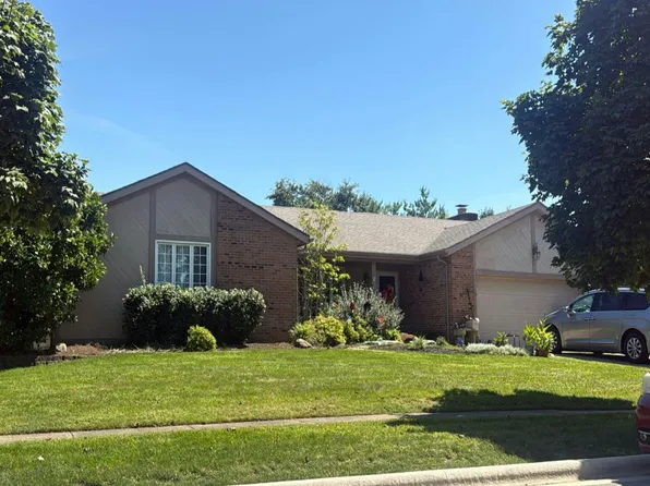 6192 Seneca Ct, Grove City, OH 43123