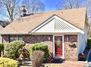 254 Schraalenburgh Rd, Closter, NJ 07624