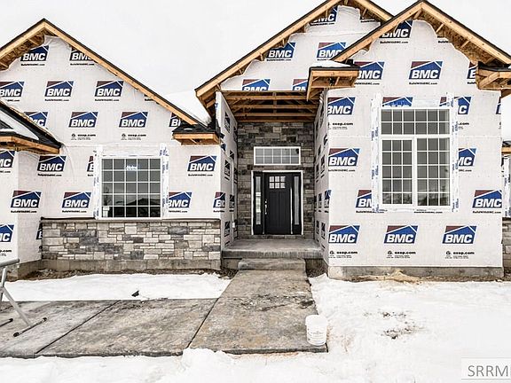 2nd image of 3913 Rocky Mountain Dr